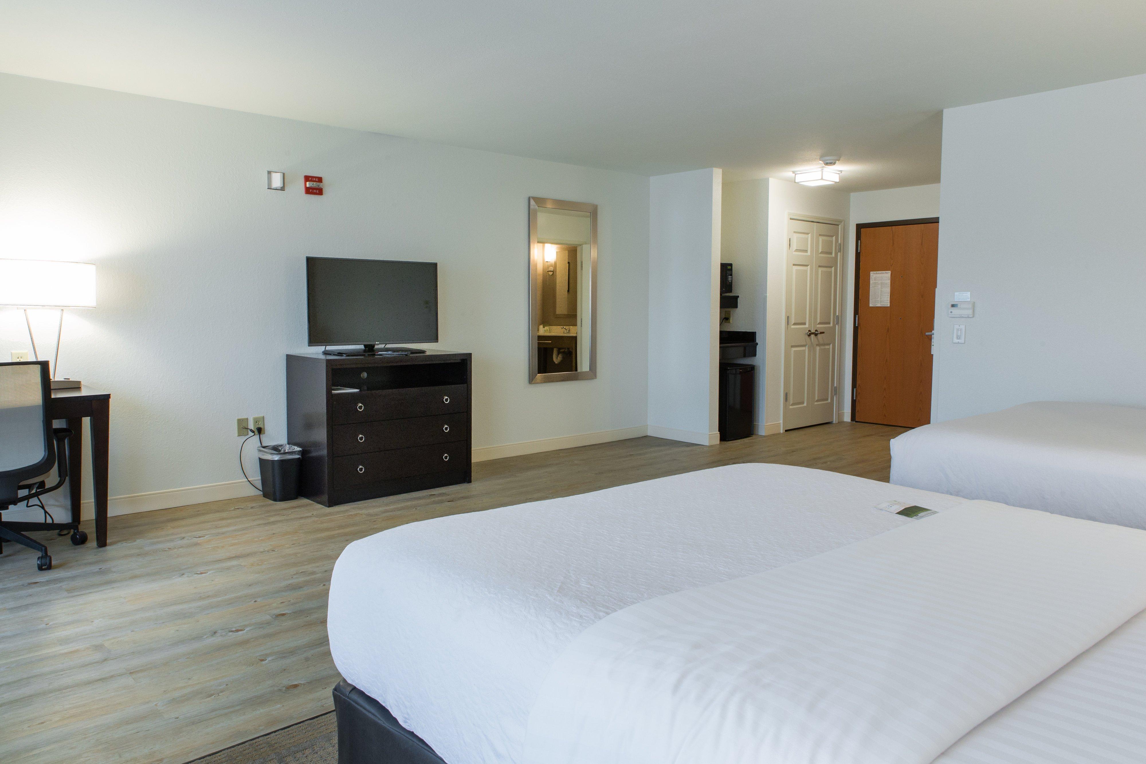 Holiday Inn Hotel & Suites Bloomington Airport, An Ihg Hotel מראה חיצוני תמונה